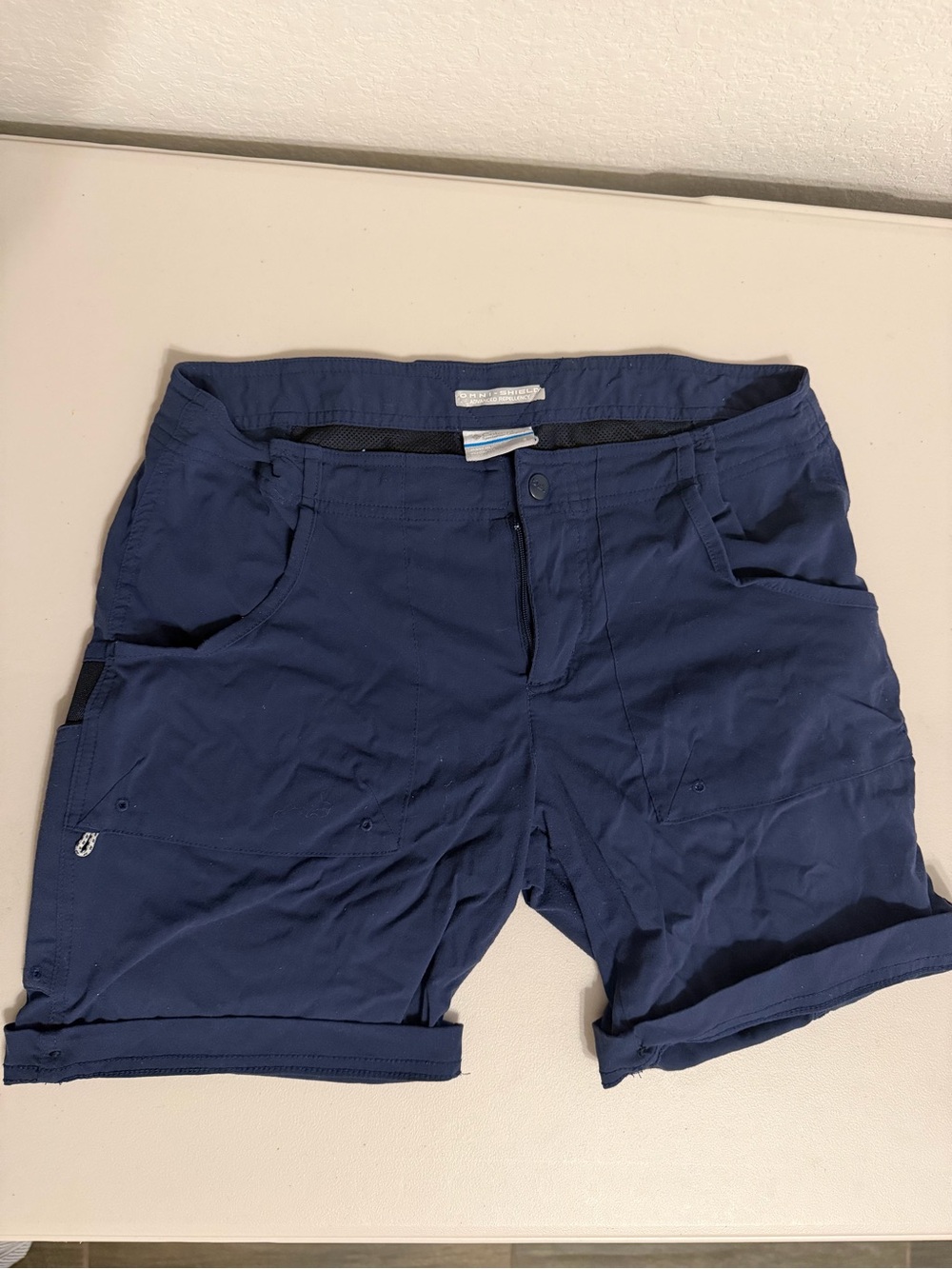 Columbia Navy Women's Outdoor Roll-Cuff Shorts